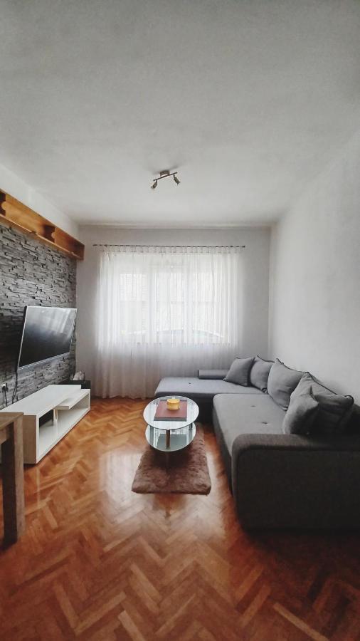Апартаменты Apartman Dora Пула Экстерьер фото
