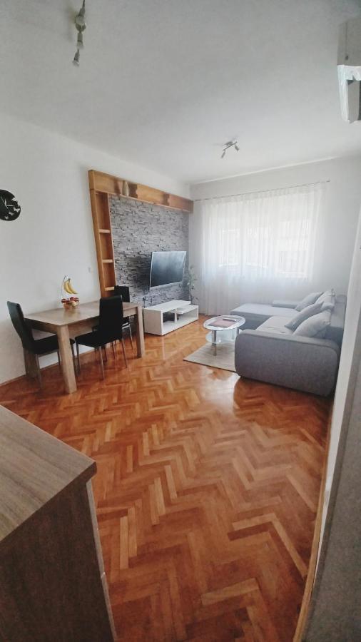 Апартаменты Apartman Dora Пула Экстерьер фото
